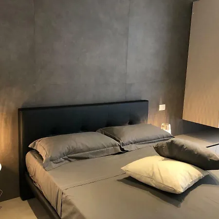 Golden 50 Bed & Breakfast 3*